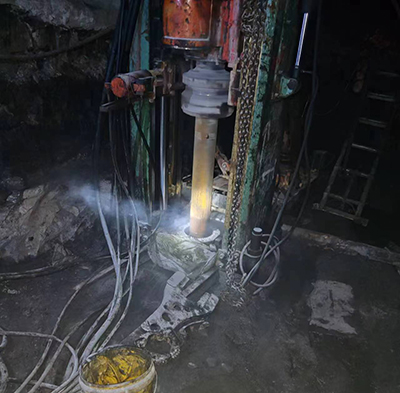 天井鉆機(jī)工程建設(shè)運(yùn)輸